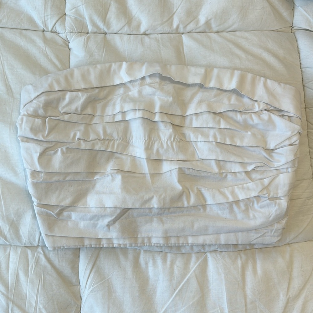 White Abercrombie cropped top poplin